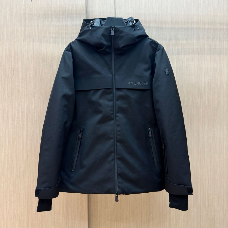 Ba*len*cia*ga down coat